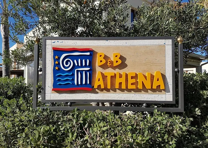 Athena فندق مبيت وإفطار 4*